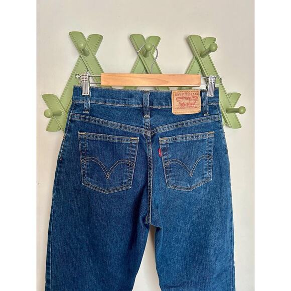 Vintage Levi's Classic Relaxed Tapered High Rise Jeans Size 4 - Picture 6 of 7